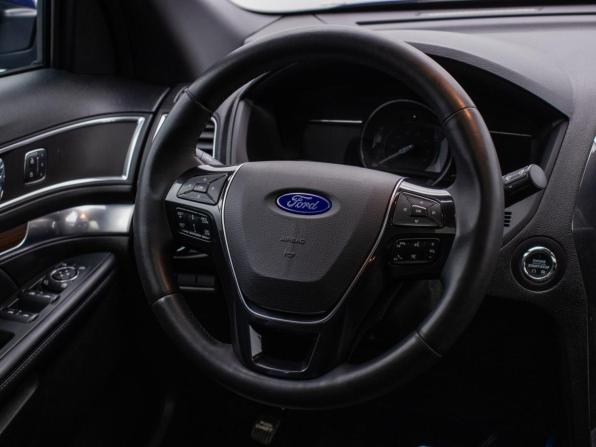 Ford Explorer V Рестайлинг с пробегом 2017 года, цена 2 895 000 рублей, 138450 км, внедорожник, Автокод Объявления
