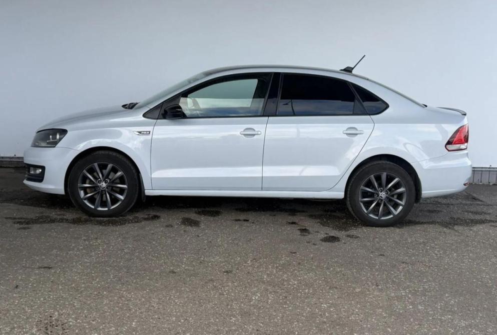 Volkswagen Polo V Рестайлинг Киров  - изображение 8
