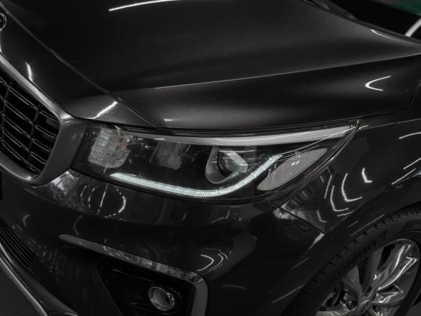 Kia Carnival III с пробегом 2018 года, цена 2 950 000 рублей, 129128 км, минивэн, Автокод Объявления