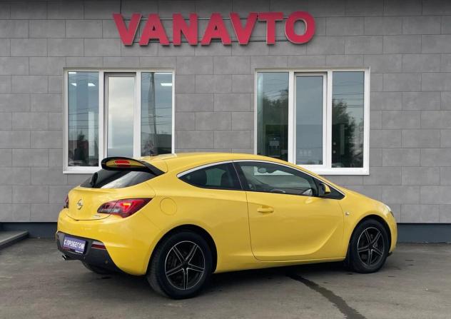 Opel Astra J Рестайлинг с пробегом 2013 года, цена 899 000 рублей, 139000 км, хэтчбек, Автокод Объявления