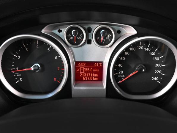 Ford Focus II Рестайлинг с пробегом 2011 года, цена 699 000 рублей, 213171 км, хэтчбек, Автокод Объявления