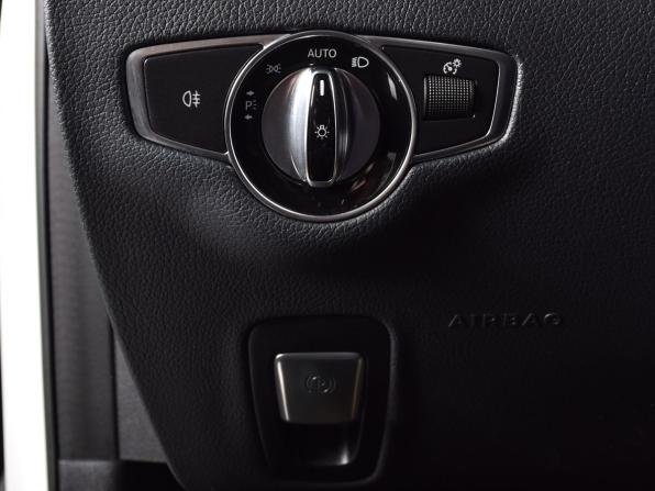 Mercedes-Benz E-Класс V (W213 S213 C238) Рестайлинг с пробегом 2021 года, цена 4 495 995 рублей, 99332 км, седан, Автокод Объявления