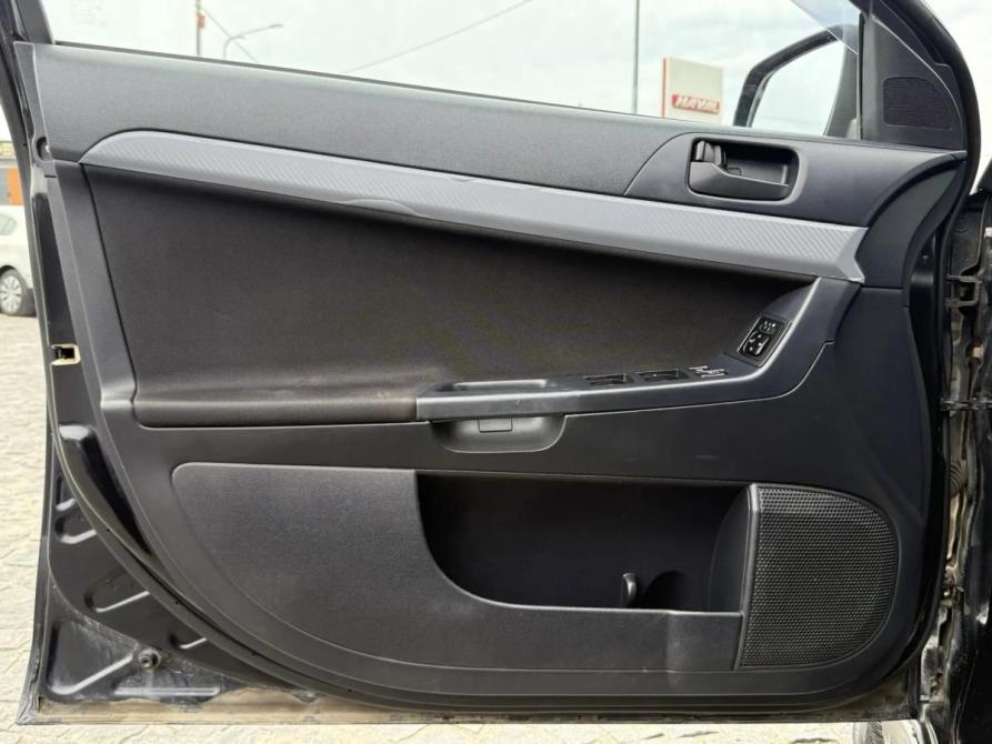 Mitsubishi Lancer X Крым  - изображение 9