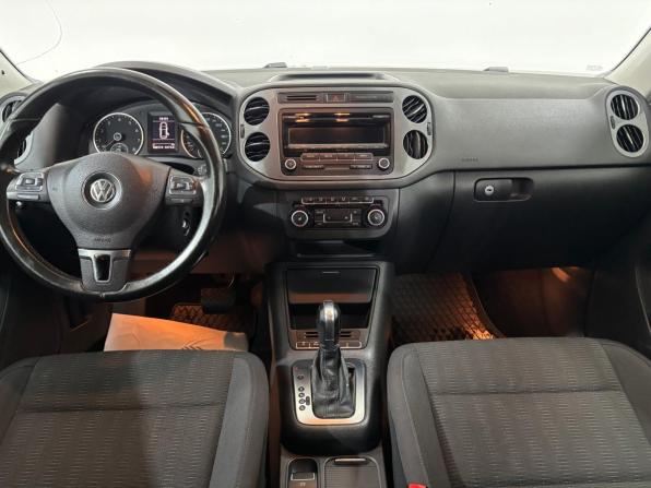 Volkswagen Tiguan I Рестайлинг с пробегом 2011 года, цена 1 260 000 рублей, 180773 км, внедорожник, Автокод Объявления