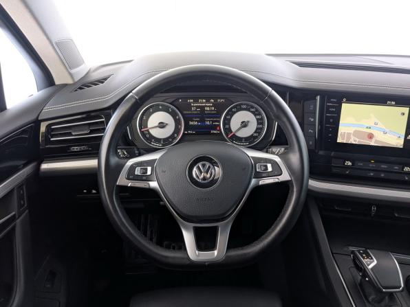 Volkswagen Touareg III с пробегом 2019 года, цена 5 205 000 рублей, 37555 км, внедорожник, Автокод Объявления