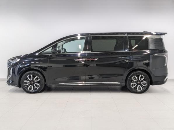 Hongqi HQ9 с пробегом 2022 года, цена 4 020 000 рублей, 80040 км, минивэн, Автокод Объявления