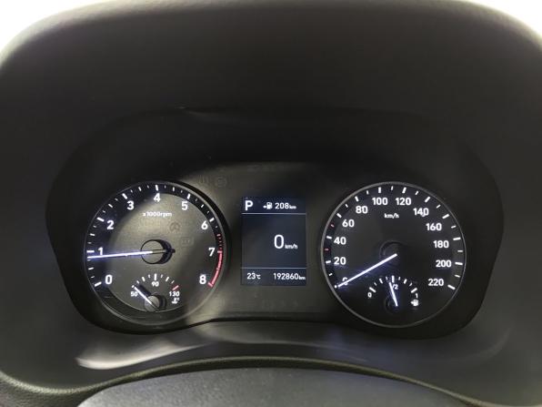 Hyundai Solaris II с пробегом 2017 года, цена 1 200 000 рублей, 192853 км, седан, Автокод Объявления
