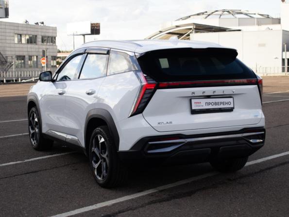Geely Atlas II с пробегом 2024 года, цена 3 048 000 рублей, 30258 км, внедорожник, Автокод Объявления