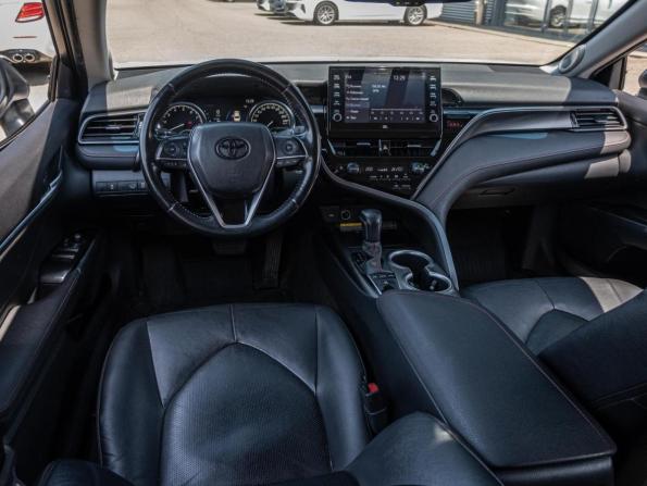 Toyota Camry VIII (XV70) Рестайлинг с пробегом 2021 года, цена 3 050 000 рублей, 132324 км, седан, Автокод Объявления