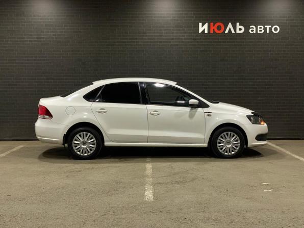 Volkswagen Polo V с пробегом 2011 года, цена 650 000 рублей, 245119 км, седан, Автокод Объявления