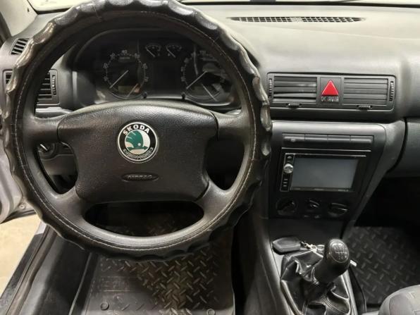 Skoda Octavia I (A4) Рестайлинг с пробегом 2009 года, цена 409 000 рублей, 169000 км, лифтбек, Автокод Объявления