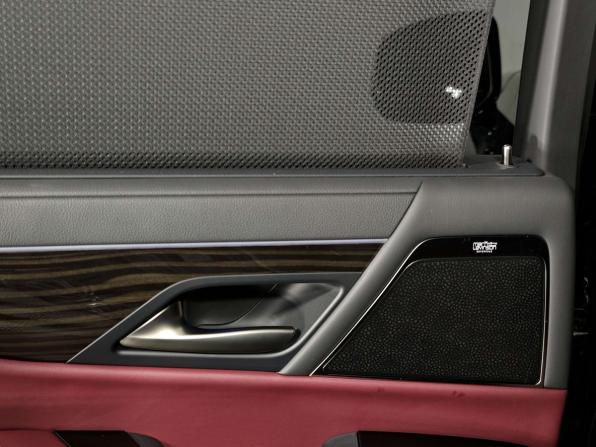 Lexus LX IV с пробегом 2025 года, цена 15 400 000 рублей, 8394 км, внедорожник, Автокод Объявления