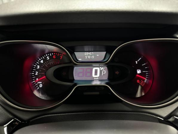 Renault Kaptur I Рестайлинг с пробегом 2021 года, цена 1 850 000 рублей, 69457 км, внедорожник, Автокод Объявления