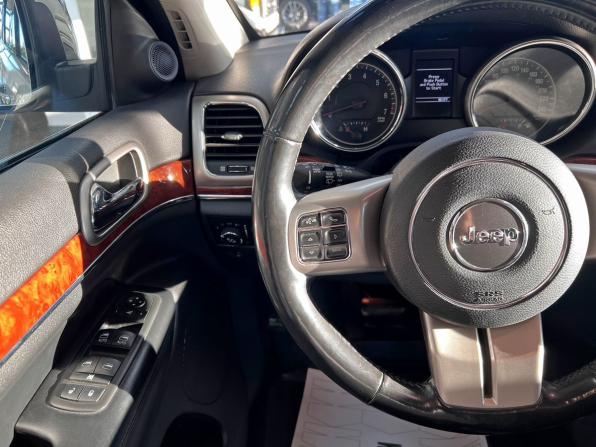 Jeep Grand Cherokee IV (WK2) с пробегом 2011 года, цена 1 990 000 рублей, 181345 км, внедорожник, Автокод Объявления
