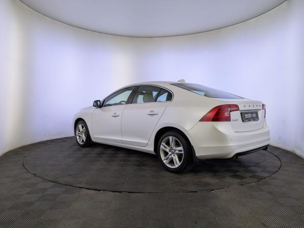Volvo S60 II Рестайлинг с пробегом 2014 года, цена 1 750 000 рублей, 114730 км, седан, Автокод Объявления