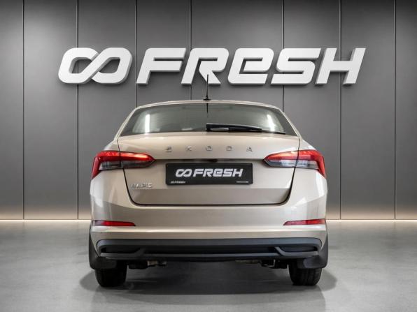 Skoda Rapid II с пробегом 2020 года, цена 1 770 000 рублей, 74357 км, лифтбек, Автокод Объявления