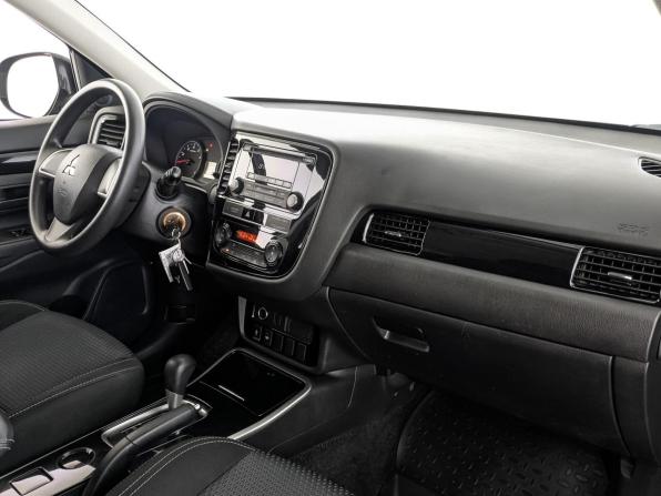 Mitsubishi Outlander III Рестайлинг 3 с пробегом 2019 года, цена 1 875 000 рублей, 123571 км, внедорожник, Автокод Объявления