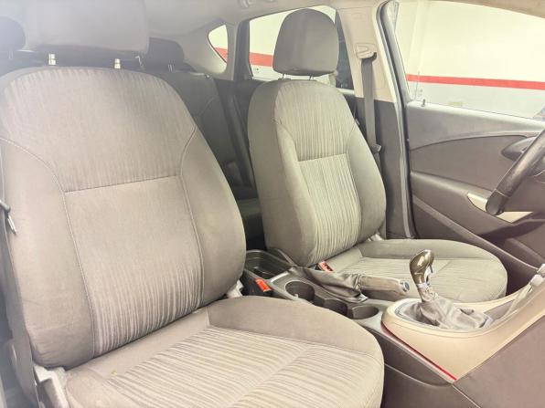 Opel Astra J с пробегом 2010 года, цена 715 000 рублей, 330790 км, хэтчбек, Автокод Объявления