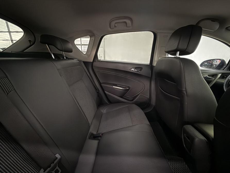 Opel Astra J Смоленск  - изображение 9