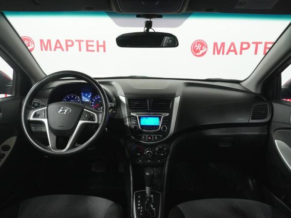Hyundai Solaris I с пробегом 2014 года, цена 878 000 рублей, 131699 км, хэтчбек, Автокод Объявления