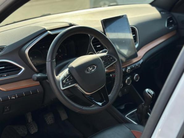 Lada (ВАЗ) Vesta I Рестайлинг (NG) с пробегом 2023 года, цена 1 790 000 рублей, 11530 км, седан, Автокод Объявления