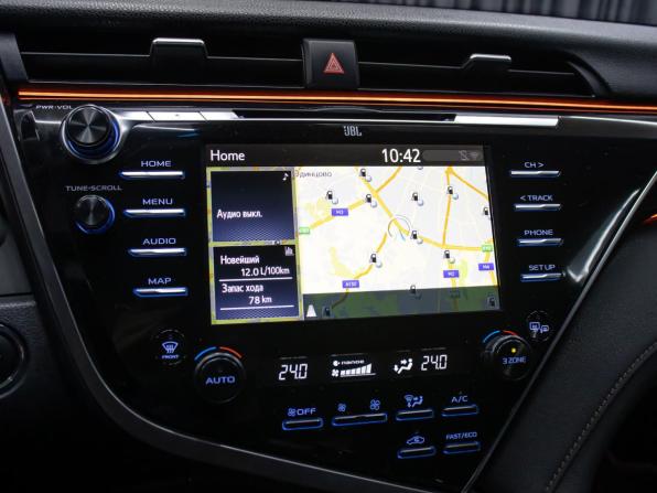 Toyota Camry VIII (XV70) с пробегом 2020 года, цена 2 898 000 рублей, 129840 км, седан, Автокод Объявления
