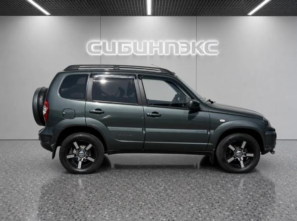 Chevrolet Niva I Рестайлинг с пробегом 2018 года, цена 839 000 рублей, 88652 км, внедорожник, Автокод Объявления