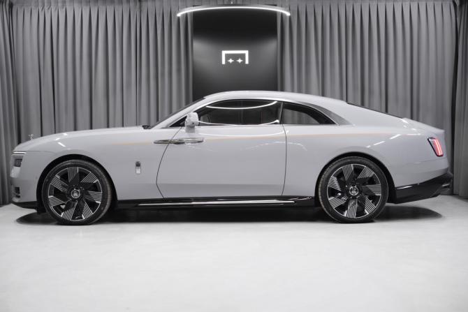 Новый Rolls-Royce Spectre 2025 года, цена 62 000 000 рублей, купе, Автокод Объявления