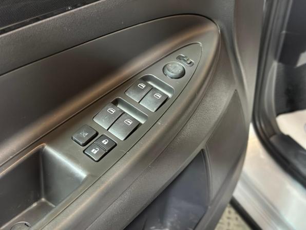 Dongfeng H30 Cross с пробегом 2015 года, цена 530 000 рублей, 106895 км, хэтчбек, Автокод Объявления