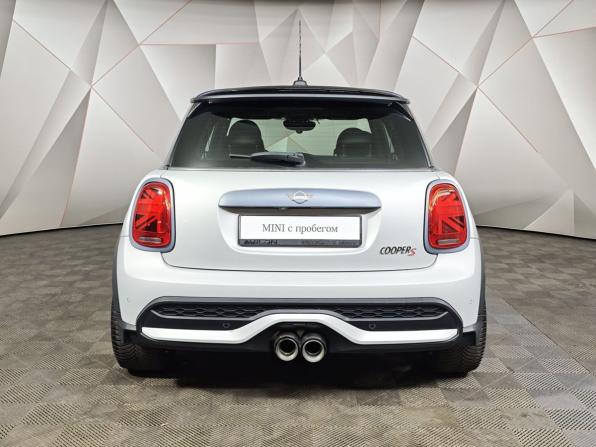 Mini Hatch III (F55/F56) Рестайлинг 2 с пробегом 2022 года, цена 3 300 000 рублей, 56066 км, хэтчбек, Автокод Объявления