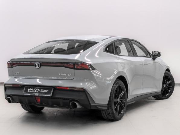 Changan UNI-V I с пробегом 2023 года, цена 2 170 000 рублей, 40444 км, лифтбек, Автокод Объявления