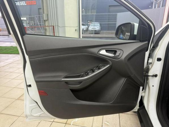 Ford Focus III Рестайлинг с пробегом 2017 года, цена 1 049 000 рублей, 214440 км, хэтчбек, Автокод Объявления