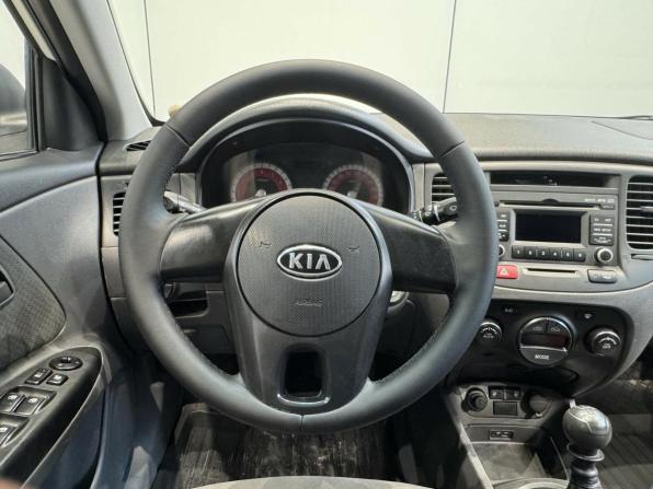 Kia Rio II Рестайлинг с пробегом 2011 года, цена 599 000 рублей, 218730 км, седан, Автокод Объявления