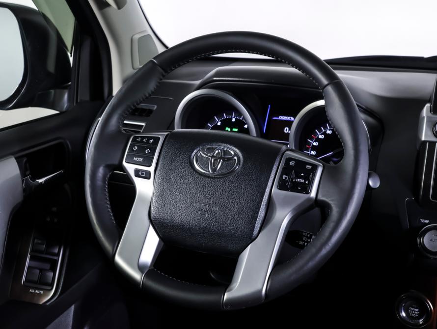 Toyota Land Cruiser Prado 150 Series Рестайлинг 1 Москва  - изображение 13
