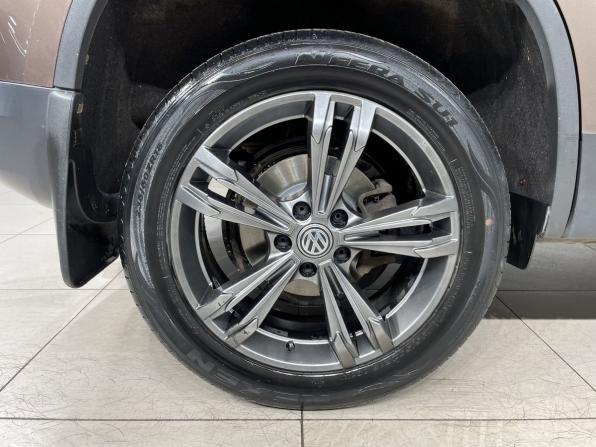 Volkswagen Tiguan I Рестайлинг с пробегом 2014 года, цена 1 090 000 рублей, 163812 км, внедорожник, Автокод Объявления
