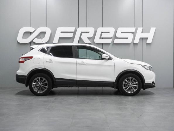 Nissan Qashqai II с пробегом 2016 года, цена 1 463 000 рублей, 161089 км, внедорожник, Автокод Объявления