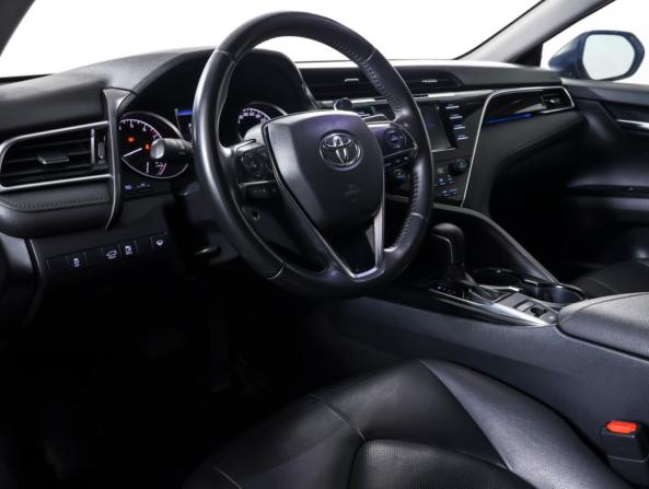 Toyota Camry VIII (XV70) с пробегом 2019 года, цена 2 339 000 рублей, 169508 км, седан, Автокод Объявления