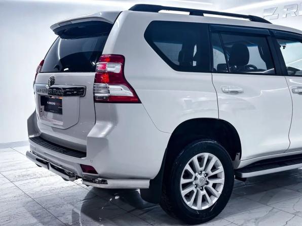 Toyota Land Cruiser Prado 150 Series Рестайлинг 1 с пробегом 2016 года, цена 4 260 000 рублей, 94042 км, внедорожник, Автокод Объявления