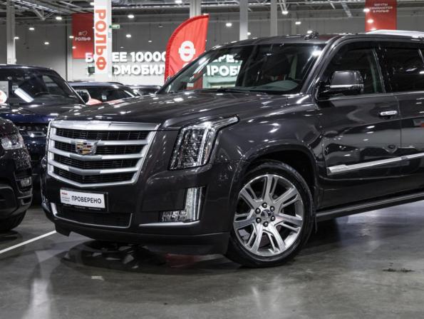 Cadillac Escalade IV с пробегом 2016 года, цена 3 649 989 рублей, 165142 км, внедорожник, Автокод Объявления