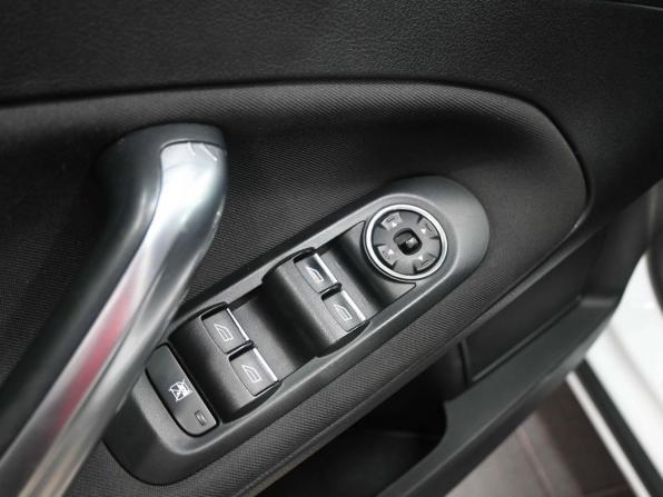 Ford Mondeo IV Рестайлинг с пробегом 2012 года, цена 989 900 рублей, 190741 км, седан, Автокод Объявления