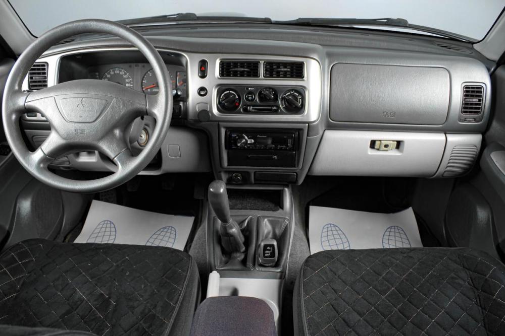 Mitsubishi Pajero Sport I Рестайлинг Тюмень  - изображение 13