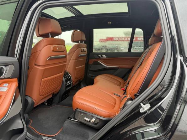 BMW X7 I (G07) Рестайлинг с пробегом 2022 года, цена 9 995 000 рублей, 116000 км, внедорожник, Автокод Объявления