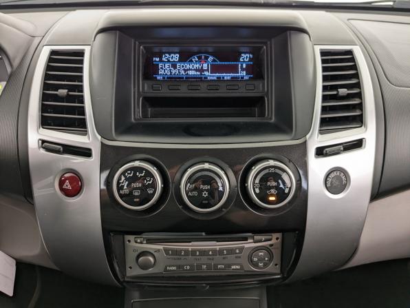 Mitsubishi Pajero Sport II с пробегом 2012 года, цена 2 500 000 рублей, 105935 км, внедорожник, Автокод Объявления