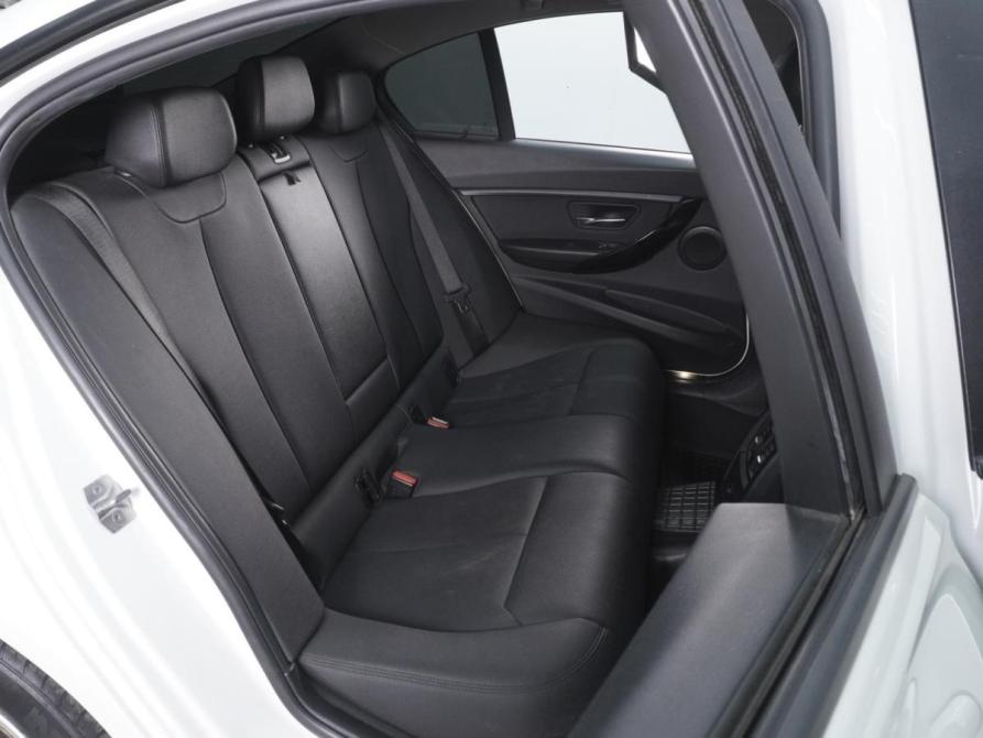 BMW 3 серии VI (F3x) Рестайлинг Ростов-на-Дону  - изображение 7