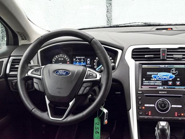 Ford Mondeo V с пробегом 2016 года, цена 1 465 000 рублей, 190900 км, седан, Автокод Объявления