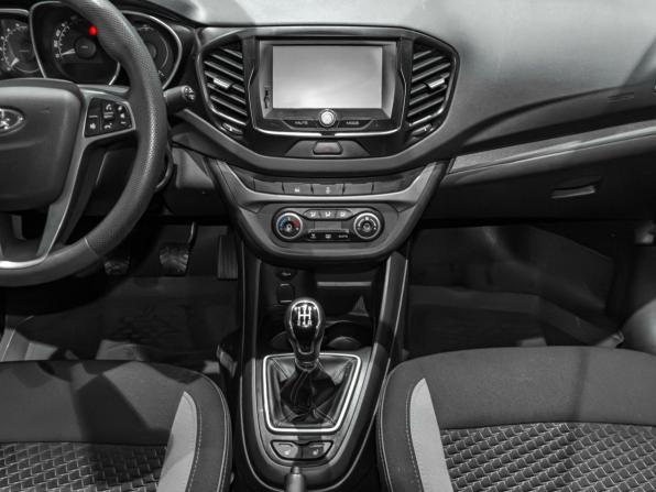 Lada (ВАЗ) Vesta I с пробегом 2017 года, цена 727 205 рублей, 140760 км, седан, Автокод Объявления