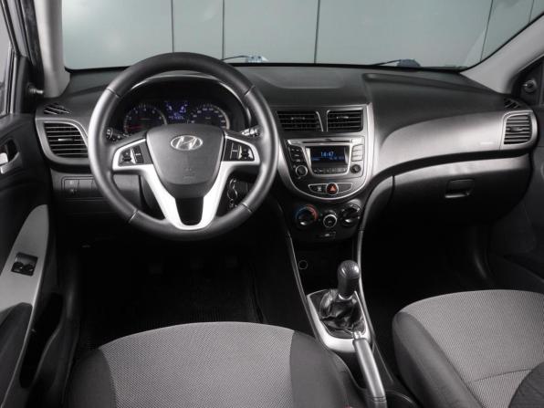 Hyundai Solaris I с пробегом 2012 года, цена 719 000 рублей, 219323 км, седан, Автокод Объявления