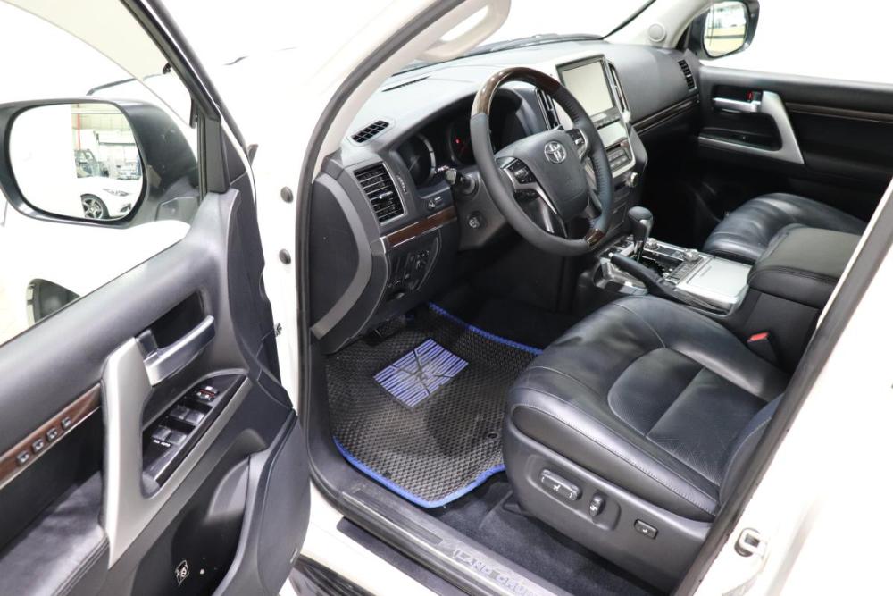 Toyota Land Cruiser 200 Series Рестайлинг 2 Иркутск  - изображение 16