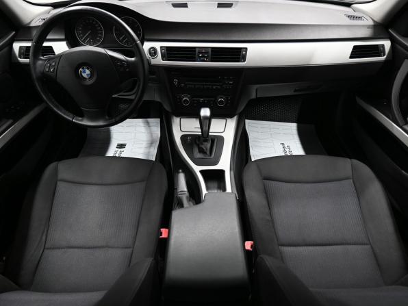 BMW 3 серии V (E90/E91/E92/E93) Рестайлинг с пробегом 2009 года, цена 1 050 000 рублей, 220123 км, седан, Автокод Объявления
