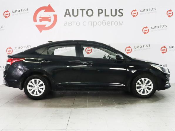 Hyundai Solaris II с пробегом 2018 года, цена 1 030 000 рублей, 154349 км, седан, Автокод Объявления